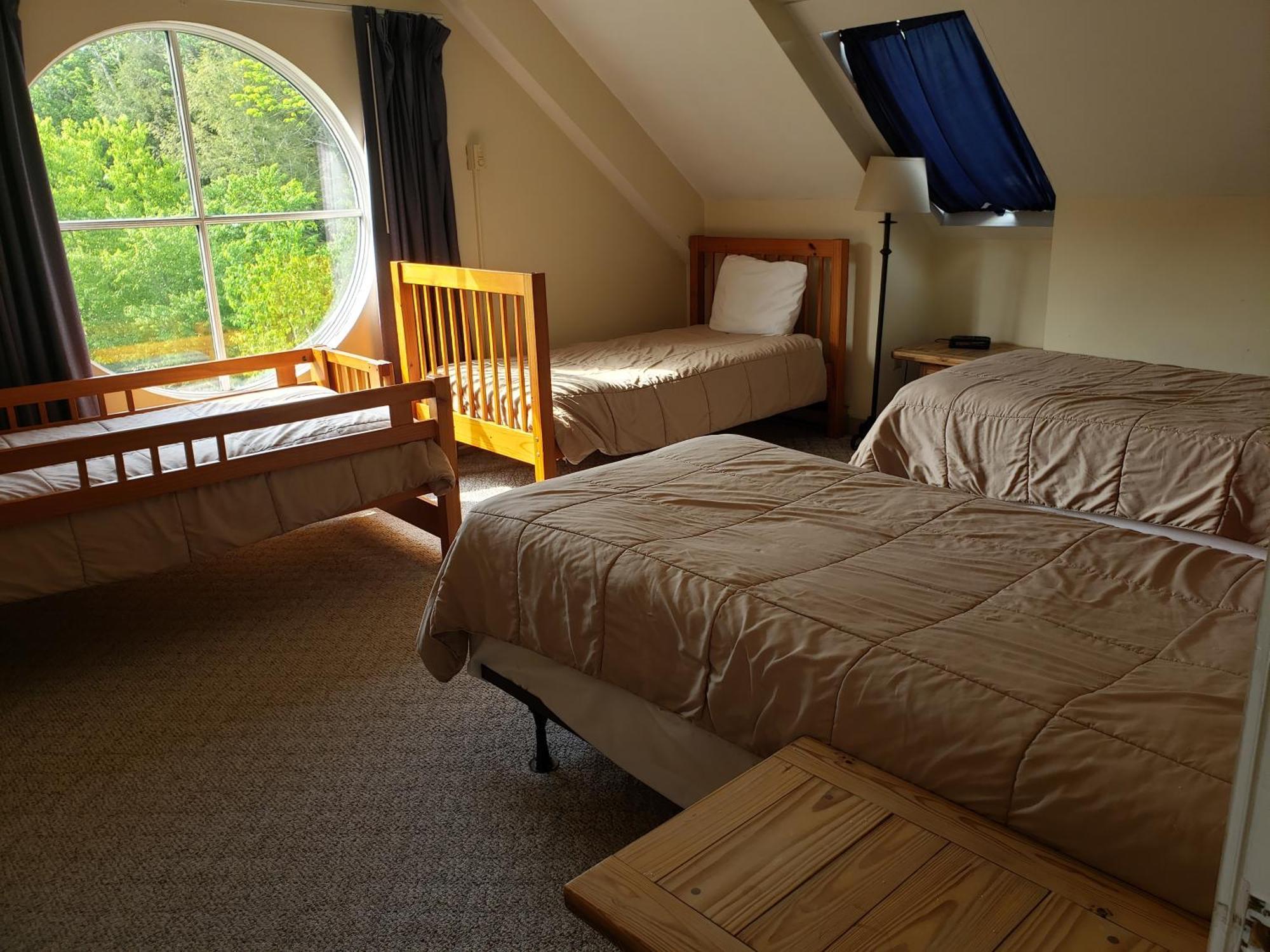 Town Square Condominiums Waterville Valley Room photo